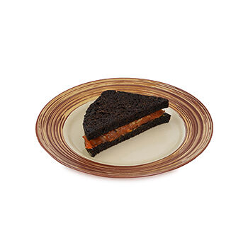 Сэндвич с сёмгой холодного копчения на тёмном хлебе