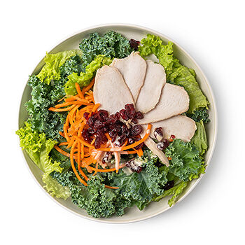 Салат с кейлом и курицей Уже Готово