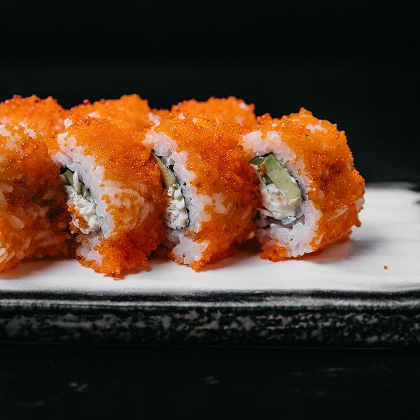 Роллы Калифорния со снежным крабом