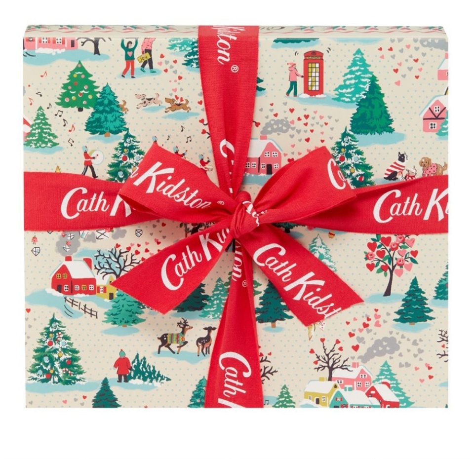 

Подарочный набор Cath Kidston средств для ванны и тела Shine Bright с ароматом Red Berry & Cedar, Великобритания