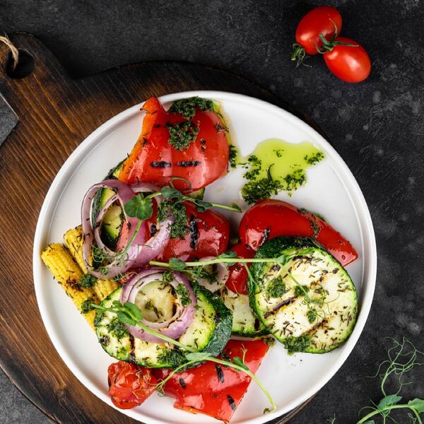 Гриль салат с овощами