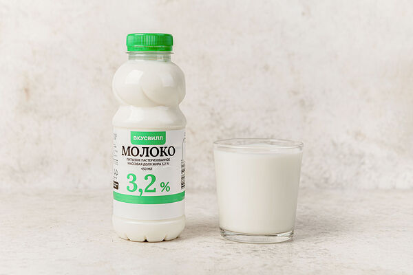 Молоко 3,2% в бутылке