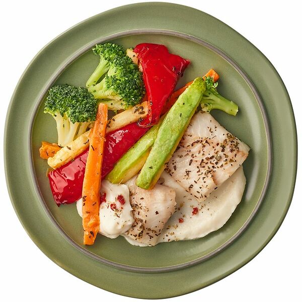 Филе трески Шеф Перекрёсток с соусом из цветной капусты и овощами, 290г