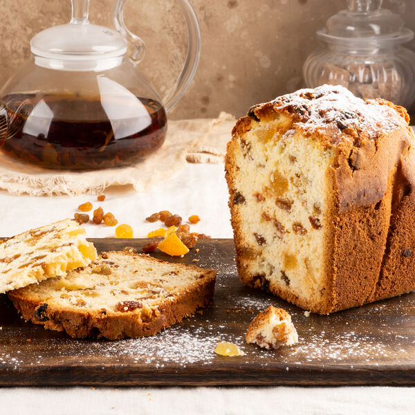 Кекс с цукатами и изюмом МясновЪ Пекарня