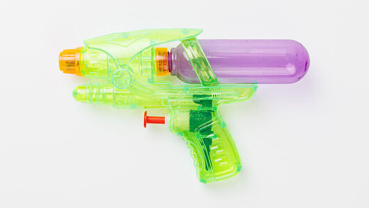 Бластер водяной Toys Наша игрушка, 15,5 см