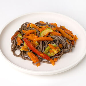 Лапша гречневая ВкусВилл с овощами