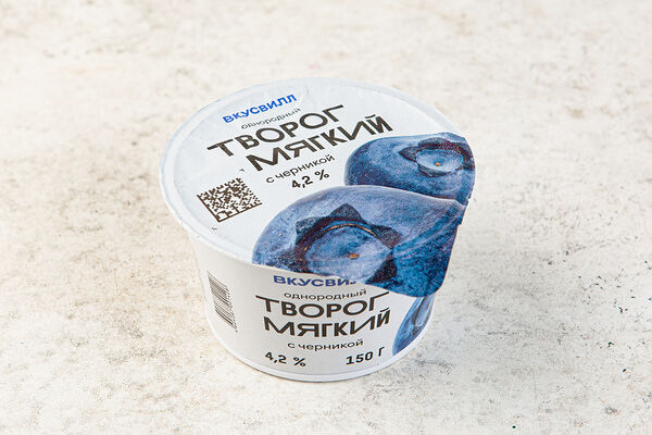 Творог мягкий с черникой однородный 4,2%