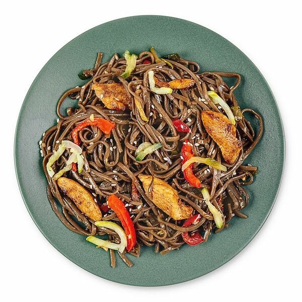 Соба с куриным филе и овощами в соусе терияки Шеф Перекрёсток, 250г