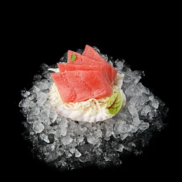 Сашими Тунец