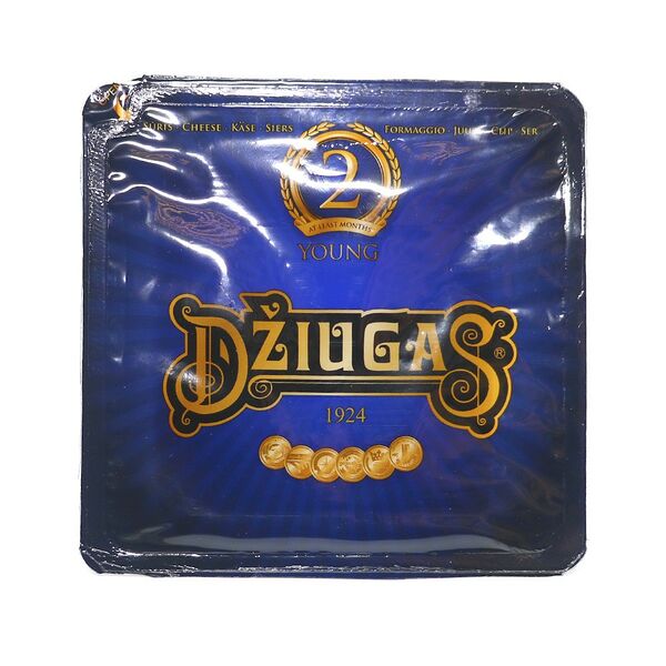 Сыр твердый Пармезан 40% 200г Dziugas