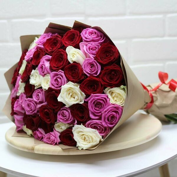 Микс из 51 розы