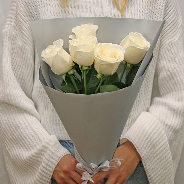 Белые розы 5