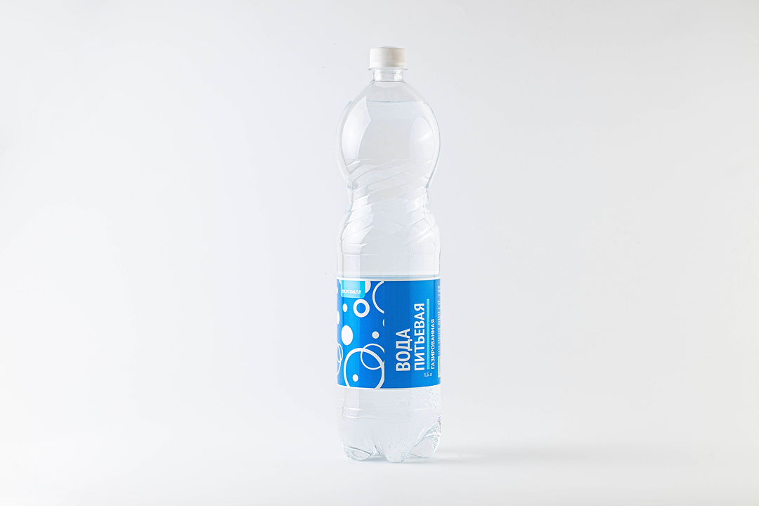 

Вода родниковая газированная 1.5 л