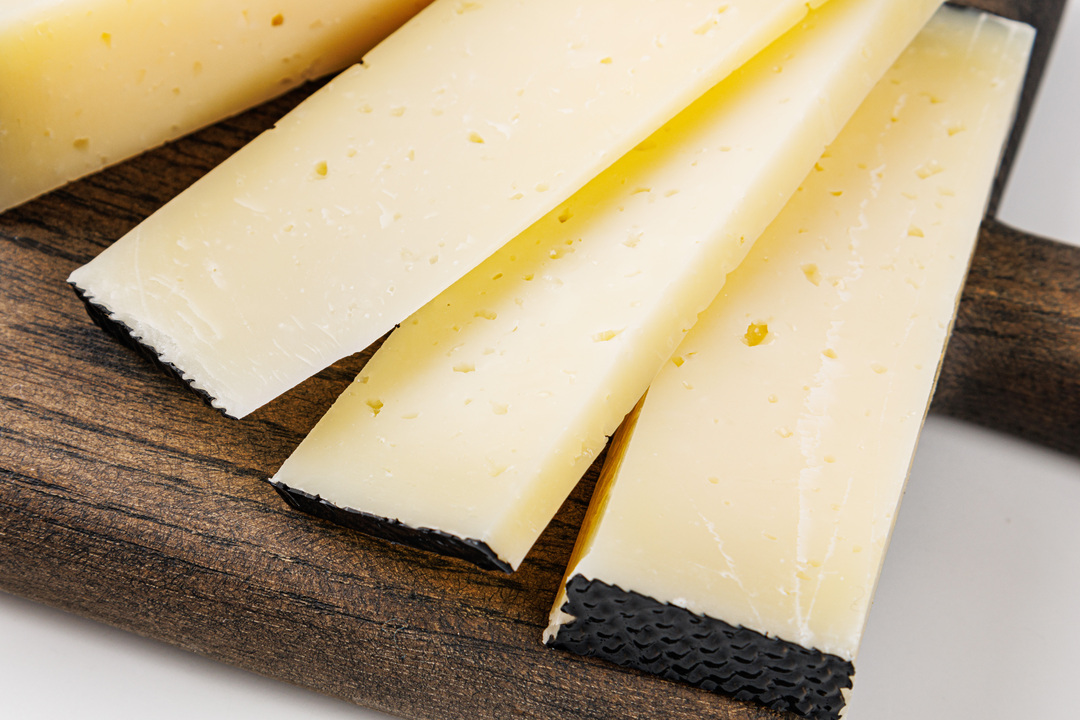 

Сыр твёрдый Альпийский, 200 г