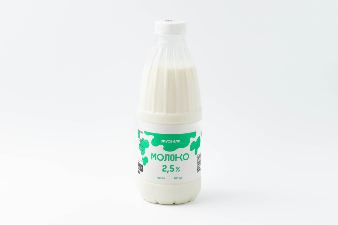 

Молоко ВкусВилл 2.5% пастеризованное 900 мл дизайн бутылки в ассортименте