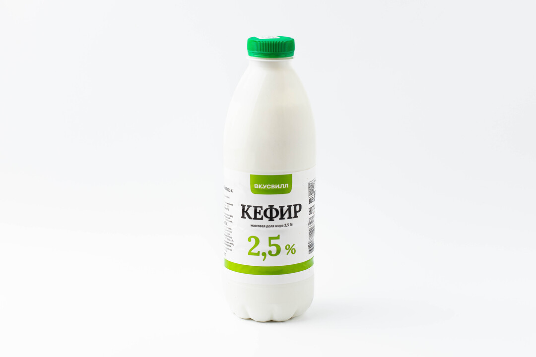 

Кефир 2,5% в бутылке 900 г