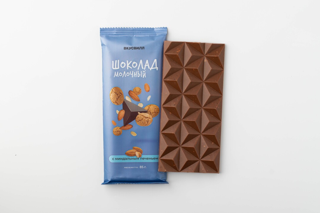 

Шоколад молочный с миндальным печеньем 85 г