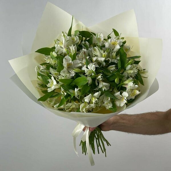 Букет из альстромерий