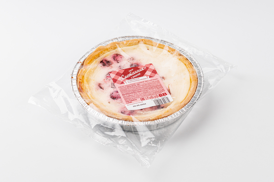 

Пирог Сметанник с вишней 300 г