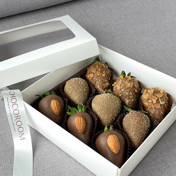 Набор клубники в шоколаде «Шоколадный взрыв» (9-12 ягод)