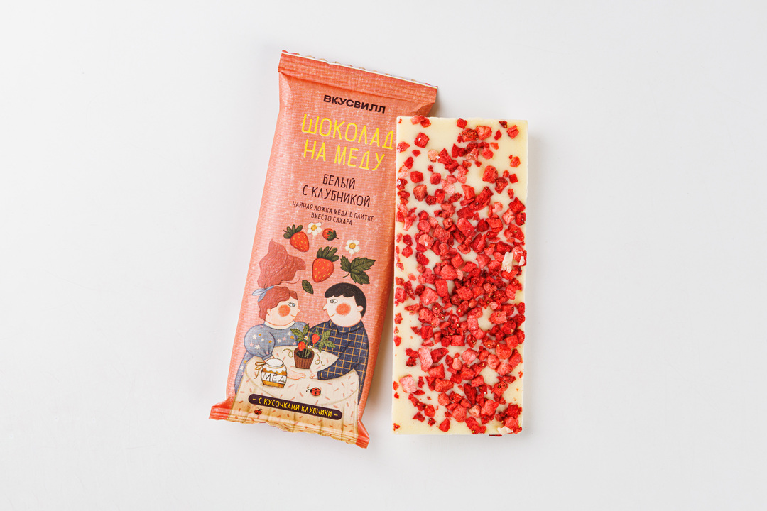 

Шоколад белый на меду с клубникой 45 г