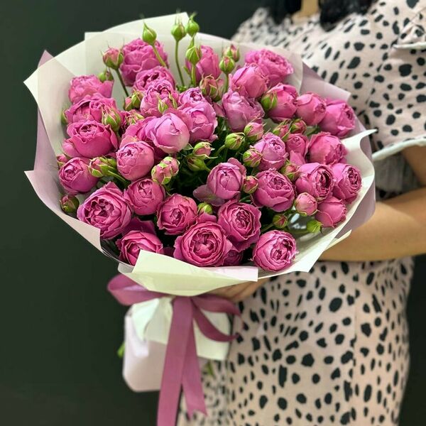 Букет пионовидных роз мисти баблс