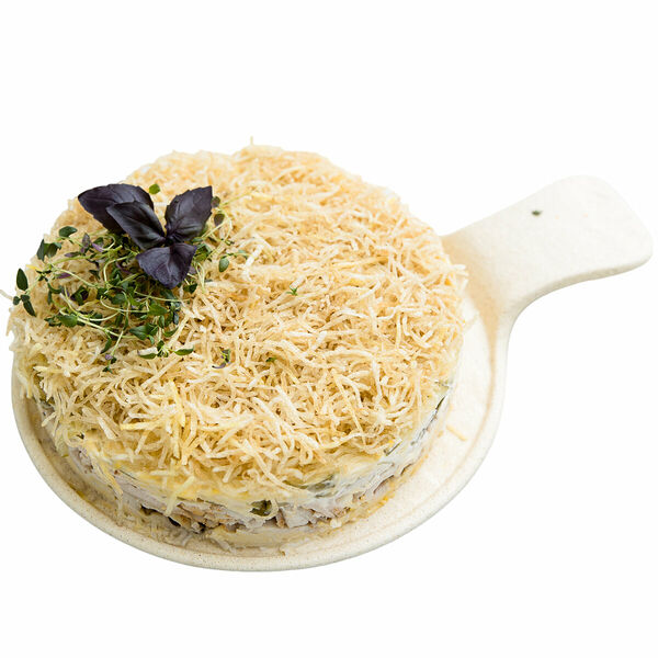 Салат с цыпленком и картофелем Пай