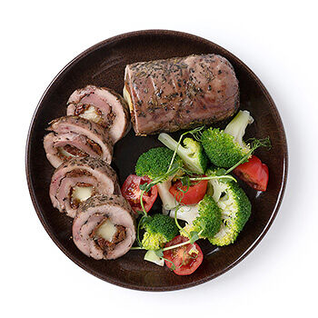 Рулет из индейки су-вид с сыром и вялеными томатами, «Почти готово»