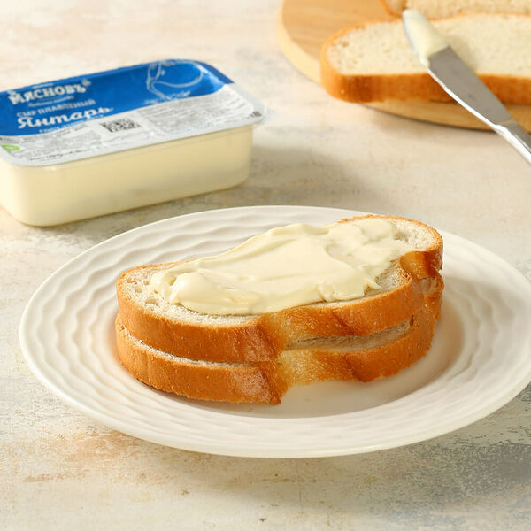 Сыр плавленый Янтарь 50% МясновЪ Ферма