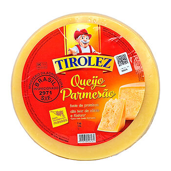 Сыр твердый Tirolez Parmesan 37% БЗМЖ