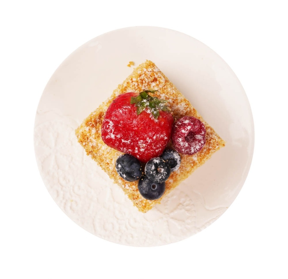 

Торт Азбука Вкуса Сметанник с ягодой вес