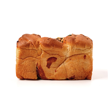 

Хлеб Castella Shop с беконом и сыром 240 г