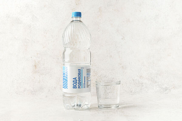 Вода родниковая