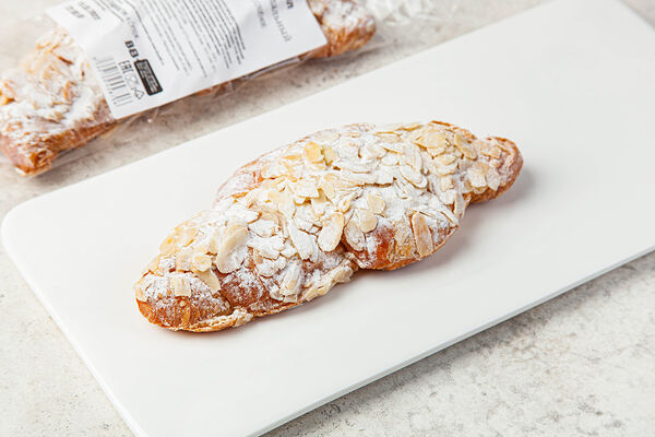 Круассан миндальный