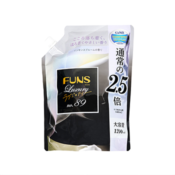 

Кондиционер для белья с ароматом сандала и бергамота, Funs, 1 200 мл, Япония
