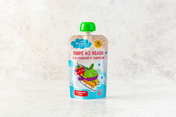 Пюре из яблок с клубникой и творогом