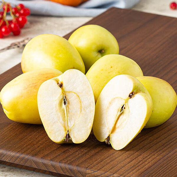 Яблоки Голден