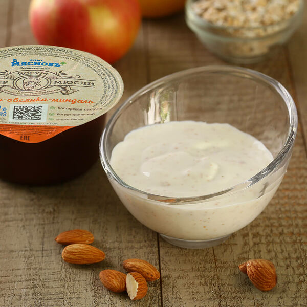 Йогурт Бирхер - мюсли яблоко-овсянка-миндаль 2,7% МясновЪ Ферма от КуулКлевер 150 г