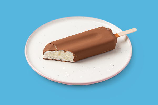 Эскимо пломбир ванильный в молочном шоколаде(Продукт замороженный)