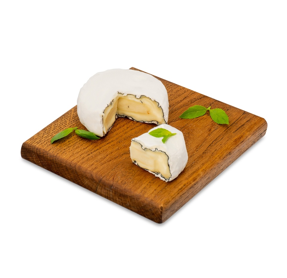 

Сыр Сырный мир Камамбер в пепле с сушеным трюфелем вес