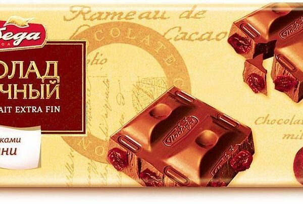 Шоколад Победа вкуса сливочный с кусочками вишни