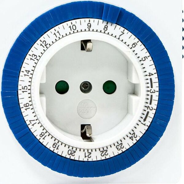 Розетка с таймером суточная, 16A 230В, IP20 FERON