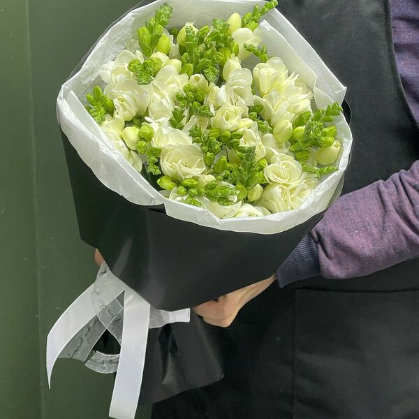 Букет из фрезий