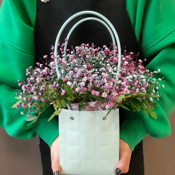 Композиция с гипсофилой 