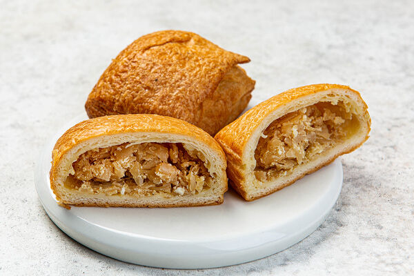 Пирожки слоеные с капустой