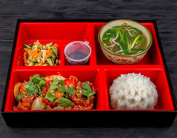 Ком Бо Лук Лак