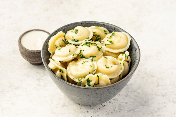 Пельмени с курицей и укропом