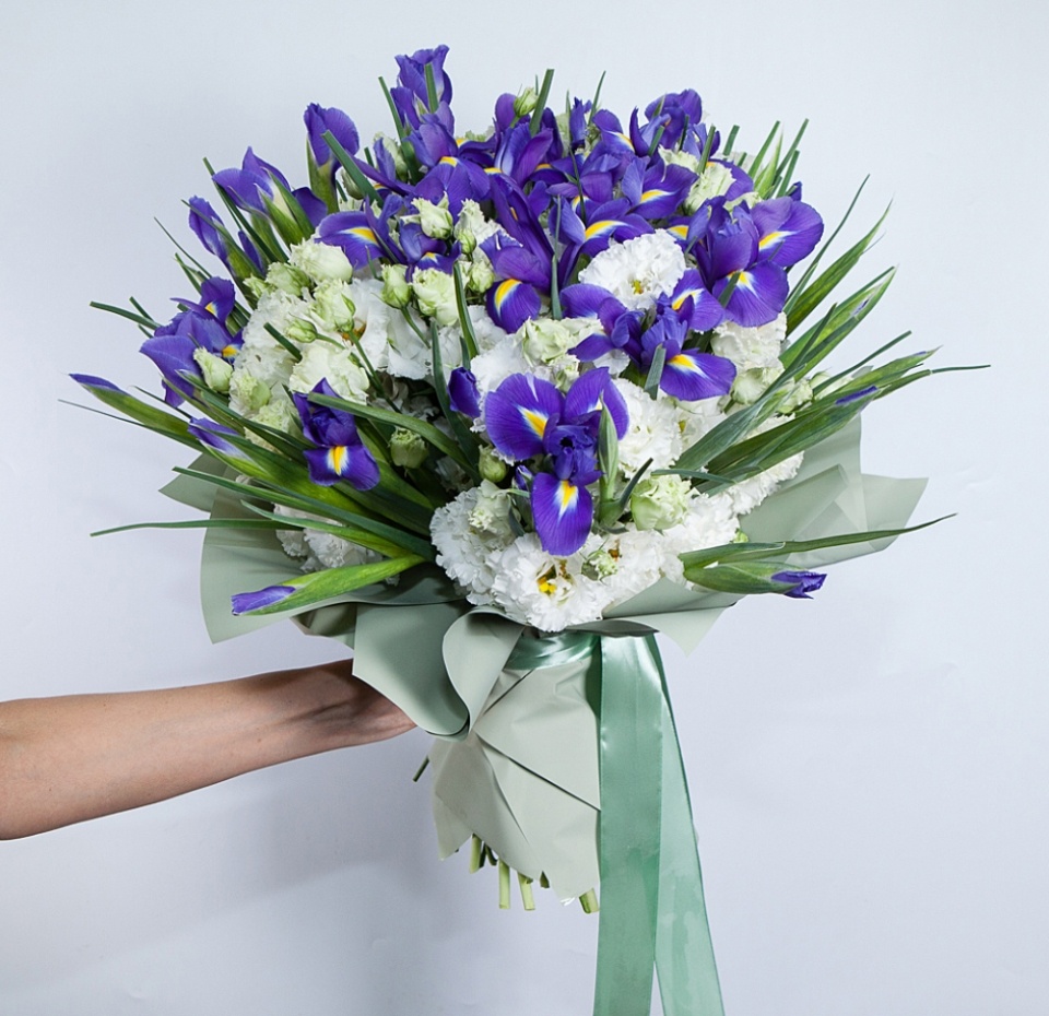 

Букет Ирис Марсель Nevado roses