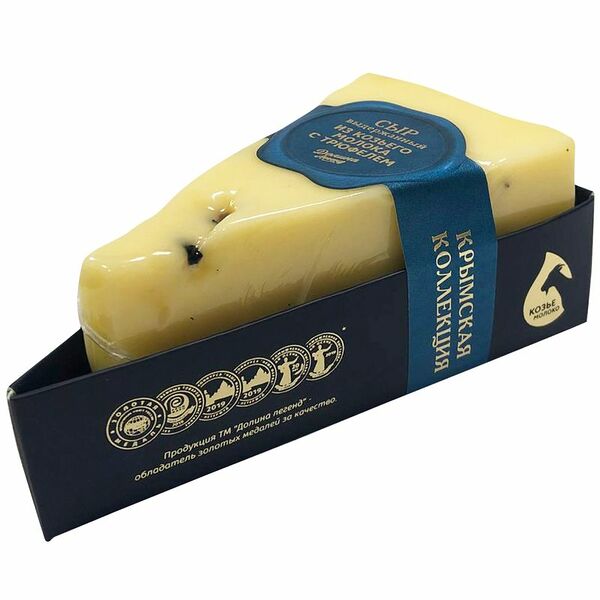 Сыр полутвёрдый Долина легенд с трюфелем выдержанный 50% 200 г