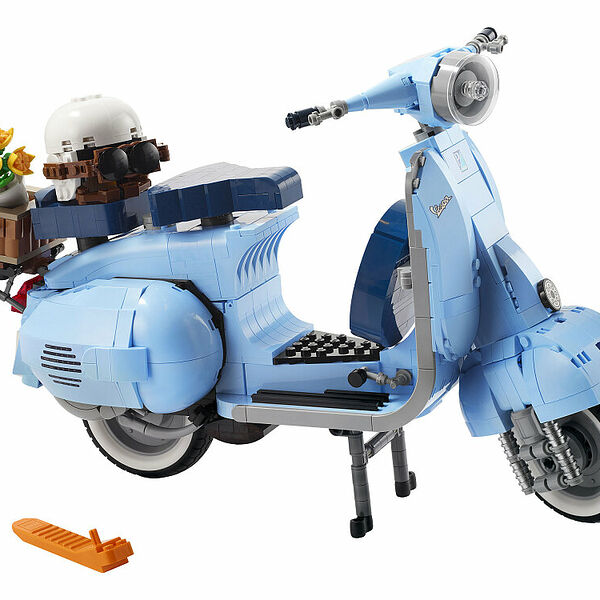 Конструктор LEGO Коллекционные наборы 10298 Конструктор Vespa 125